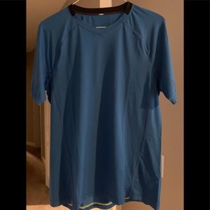 Lululemon Men’s shirt